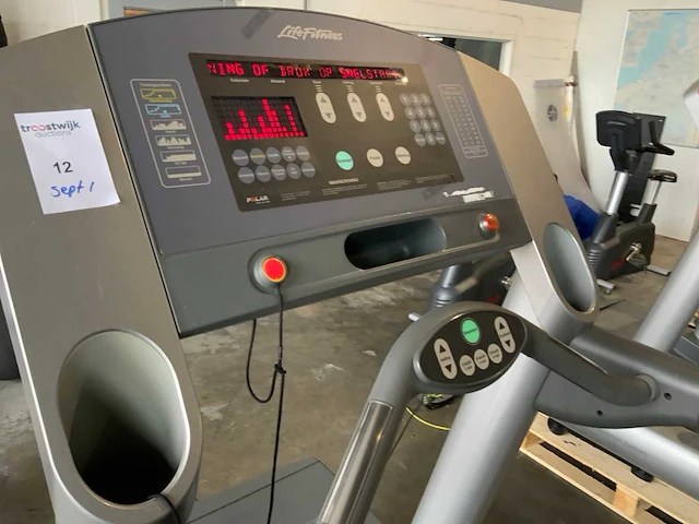 Life fitness 95ti treadmill loopband - afbeelding 2 van  7
