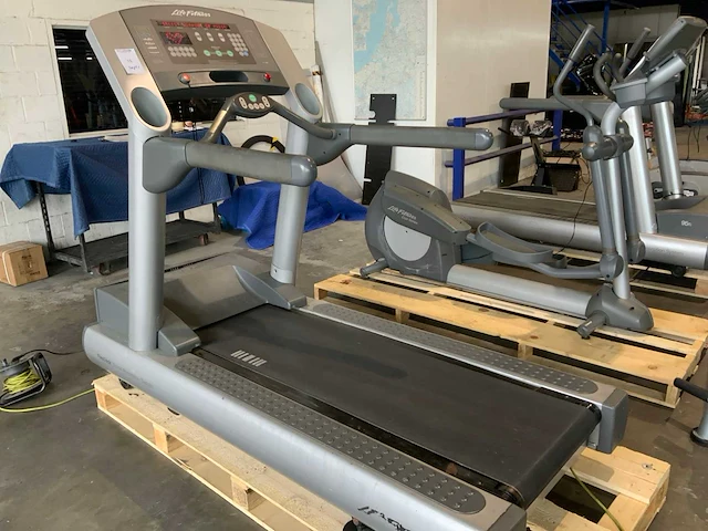 Life fitness 95ti treadmill loopband - afbeelding 2 van  3