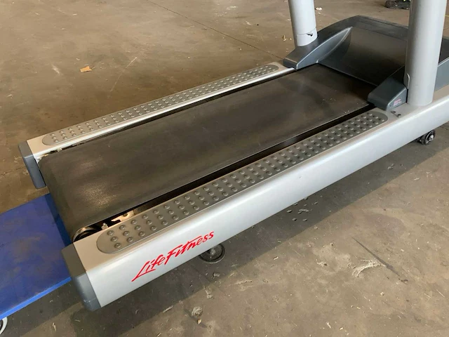 Life fitness 95ti treadmill loopband - afbeelding 2 van  5