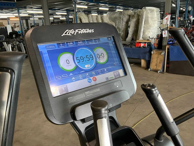 Life fitness 95x discover se elliptical crosstrainer - afbeelding 4 van  6