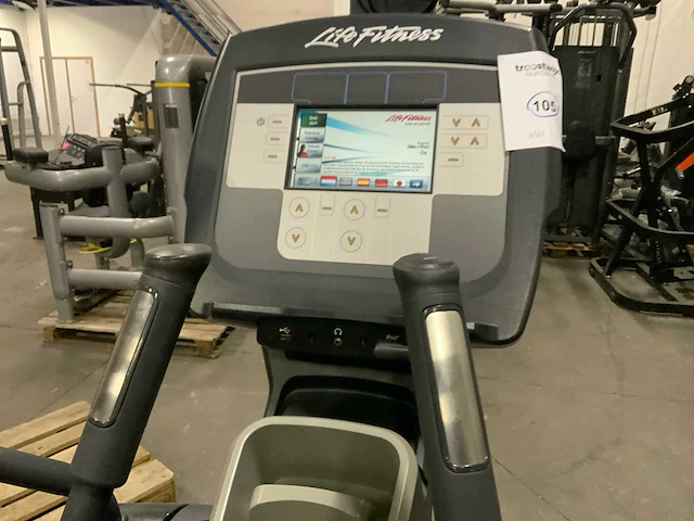 Life fitness 95x inspire elliptical crosstrainer - afbeelding 3 van  6