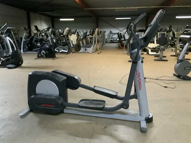 Life fitness 95xi integrety crosstrainer - afbeelding 4 van  5