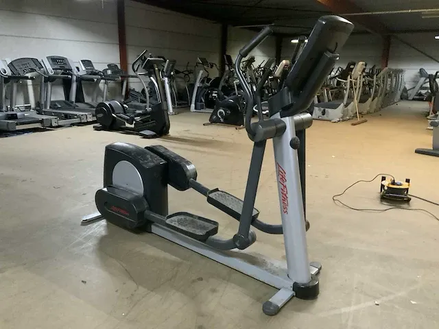 Life fitness 95xi integrety crosstrainer - afbeelding 5 van  5