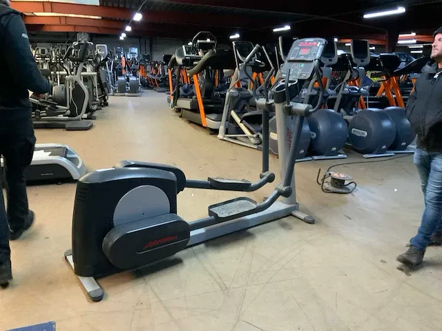 Life fitness 95xi integrity crosstrainer crosstrainer - afbeelding 1 van  7