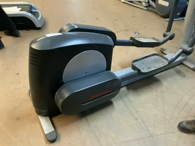 Life fitness 95xi integrity crosstrainer crosstrainer - afbeelding 2 van  7