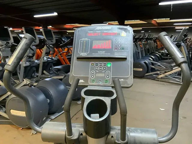 Life fitness 95xi integrity crosstrainer crosstrainer - afbeelding 3 van  7