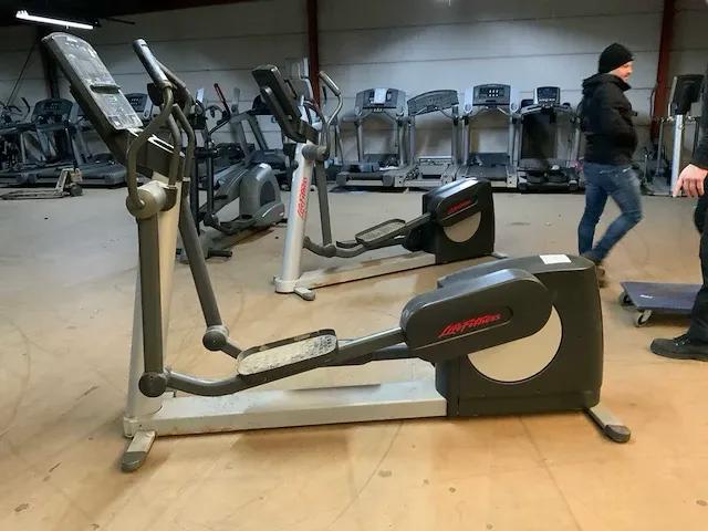 Life fitness 95xi integrity crosstrainer crosstrainer - afbeelding 4 van  7