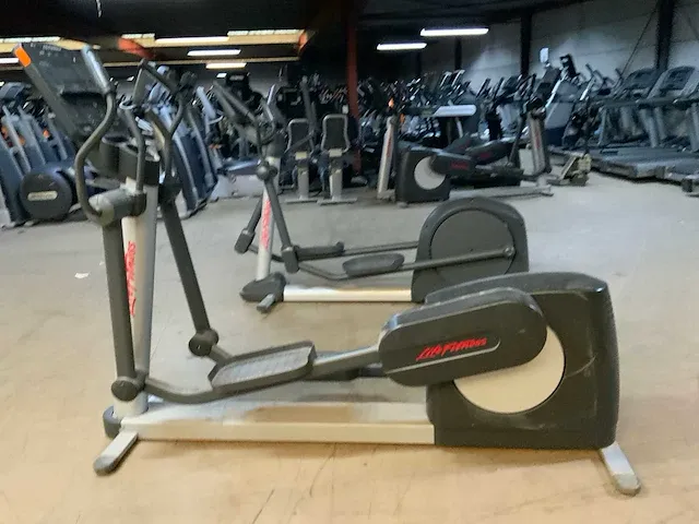 Life fitness 95xi integrity crosstrainer crosstrainer - afbeelding 3 van  6