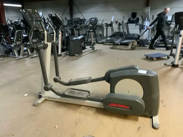 Life fitness 95xi integrity crosstrainer crosstrainer - afbeelding 1 van  6