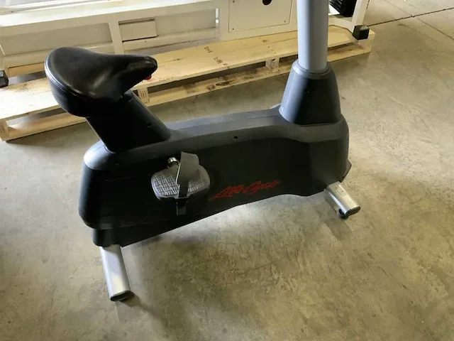 Life fitness activate cycle home trainer - afbeelding 3 van  4