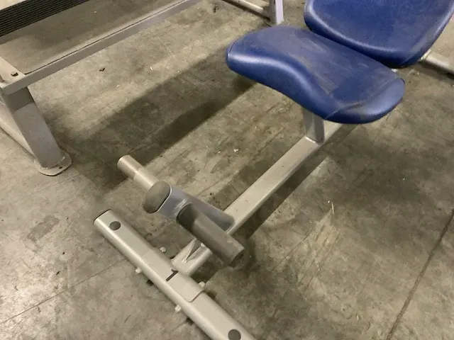 Life fitness buikspier bench krachtstation - afbeelding 4 van  4