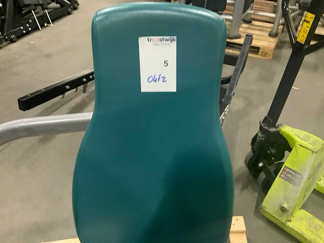 Life fitness chestpress circuit machine krachtstation - afbeelding 3 van  5
