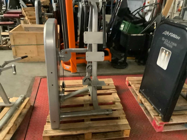 Life fitness circuit 8 stuks krachtstation - afbeelding 8 van  12