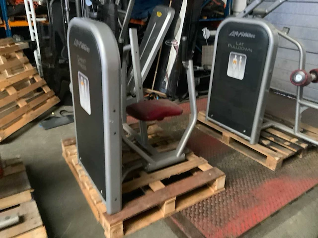 Life fitness circuit 8 stuks krachtstation - afbeelding 10 van  12