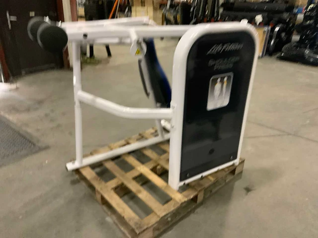 Life fitness circuit shoulderpress krachtstation - afbeelding 4 van  4