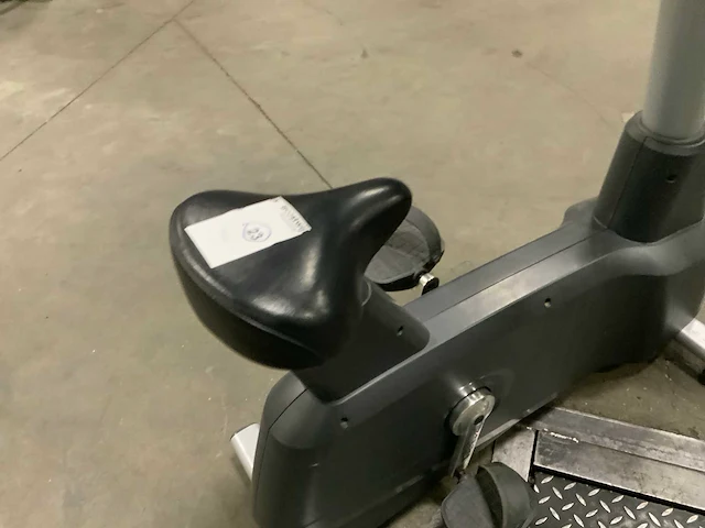 Life fitness cycle activate uprightbike home trainer - afbeelding 2 van  6