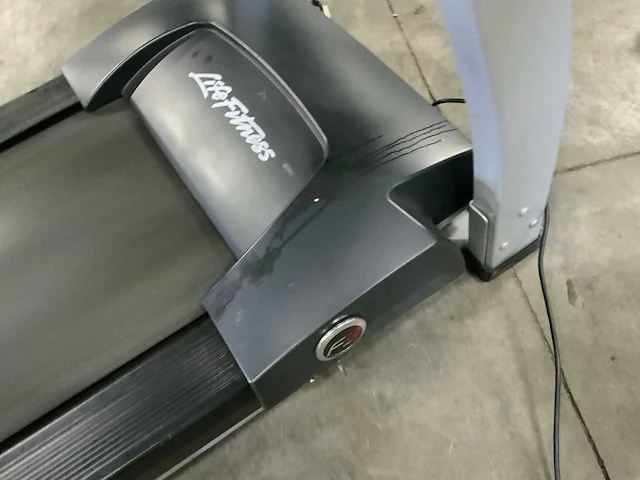 Life fitness f3 opklap loopband treadmill loopband - afbeelding 3 van  6