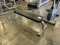 Life fitness flat bench krachtstation - afbeelding 1 van  3