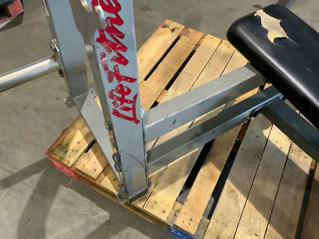 Life fitness flat bench press krachtstation - afbeelding 3 van  5