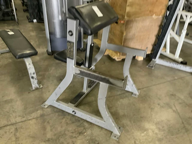 Life fitness hammer biceps curl bench krachtstation - afbeelding 2 van  6