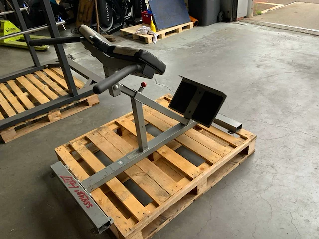 Life fitness hyper extension bench krachtstation - afbeelding 2 van  4