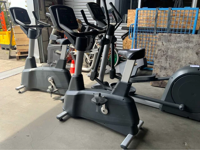 Life fitness life cycle uprightbike home trainer - afbeelding 2 van  3