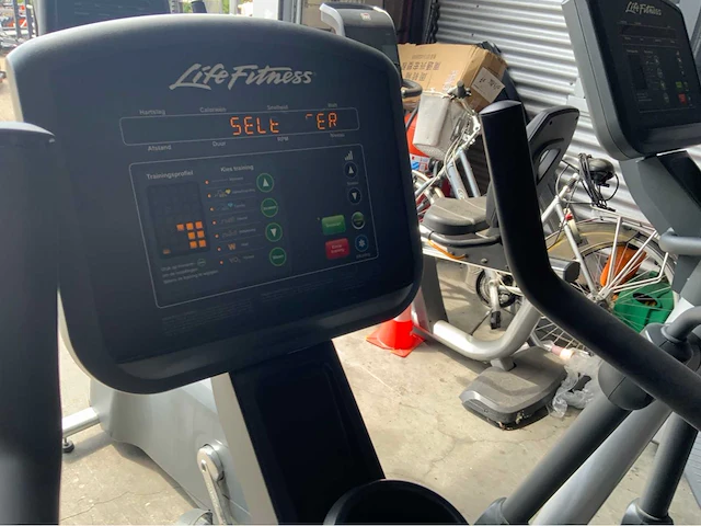 Life fitness life cycle uprightbike home trainer - afbeelding 4 van  4