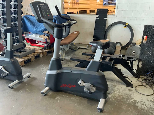 Life fitness life cycle uprightbike home trainer - afbeelding 1 van  5