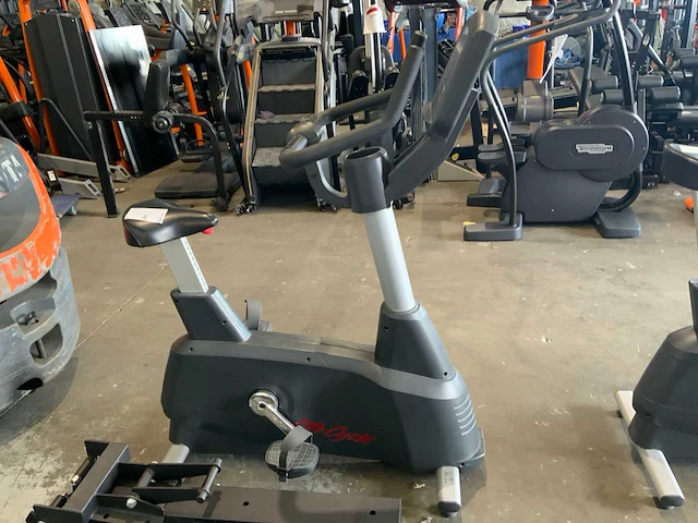 Life fitness life cycle uprightbike home trainer - afbeelding 5 van  5