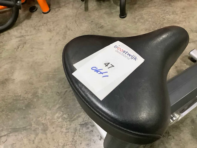 Life fitness life cycle uprightbike home trainer - afbeelding 2 van  5