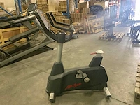 Life fitness lifecycle uprightbike home trainer - afbeelding 4 van  6