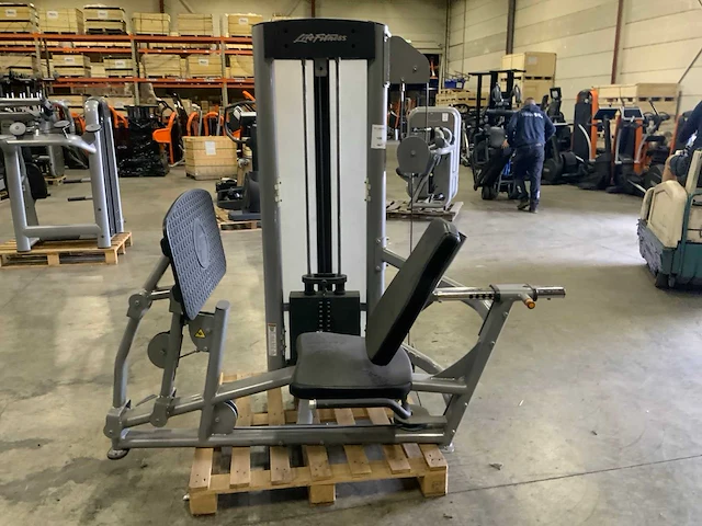 Life fitness optima legpress krachtstation - afbeelding 1 van  7