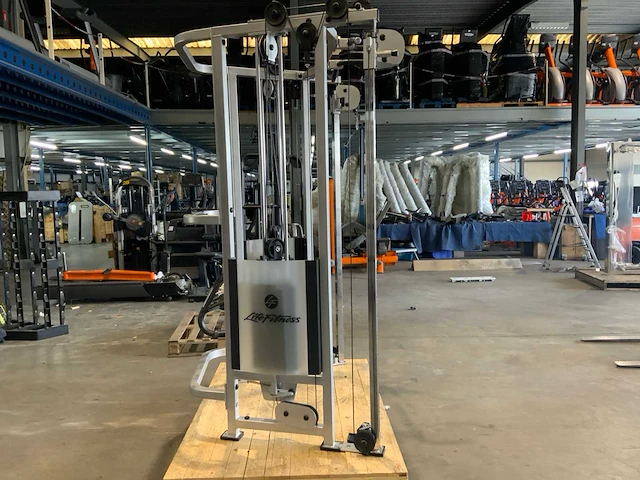 Life fitness pro 1 hammer dual pulley krachtstation - afbeelding 8 van  10