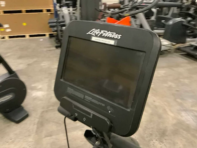 Life fitness r95 discover se recumbent bike home trainer - afbeelding 3 van  7
