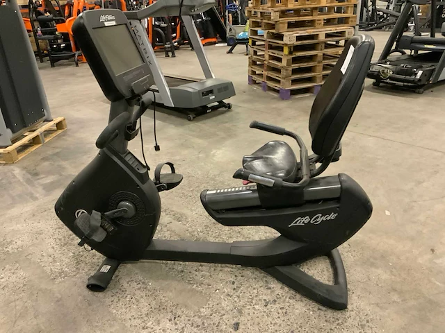 Life fitness r95 discover se recumbent bike home trainer - afbeelding 5 van  7