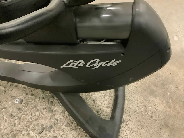 Life fitness r95 discover se recumbent bike home trainer - afbeelding 6 van  7