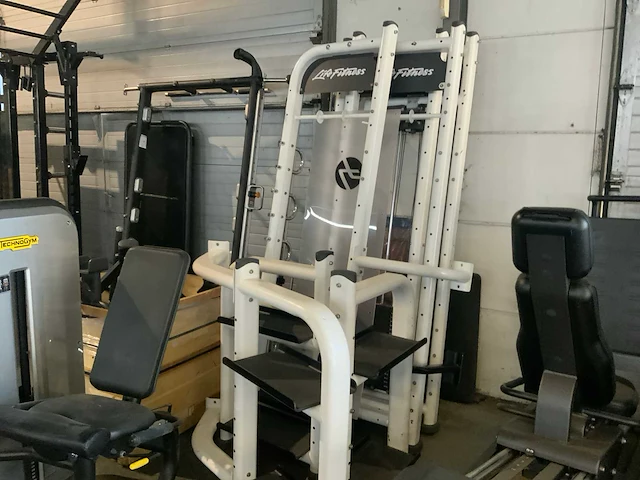 Life fitness synergy 360 rig station krachtstation - afbeelding 2 van  4