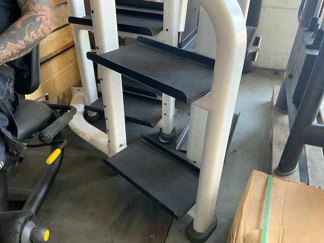 Life fitness synergy 360 s krachtstation - afbeelding 4 van  5