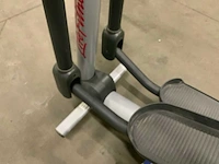 Life fitness x9 activity elliptical crosstrainer - afbeelding 4 van  7