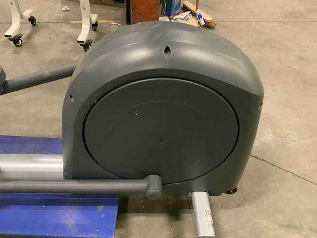 Life fitness x9 activity elliptical crosstrainer - afbeelding 2 van  6
