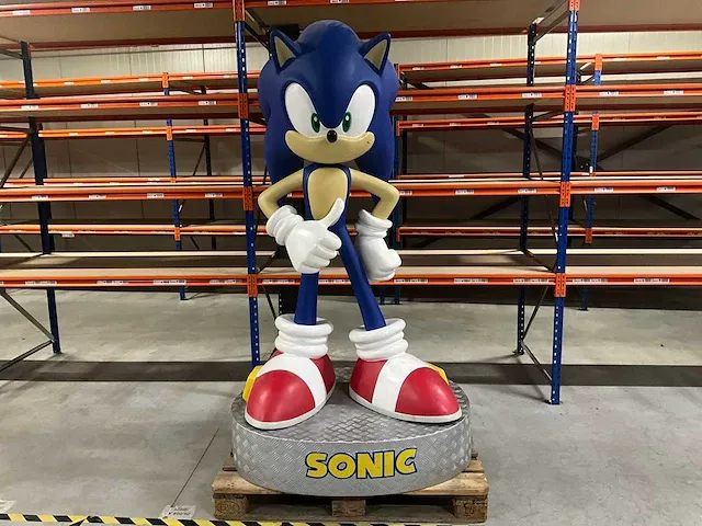 Lifesize action figure sonic the hedgehog - afbeelding 1 van  14