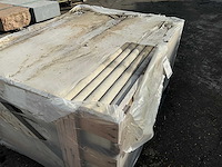 Light emperador partij witsteen zwembadboord 21,6 lm - afbeelding 3 van  4