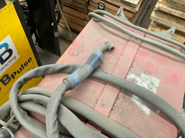 Lincoln electric invertec v400-tc lasapparaat - afbeelding 4 van  7