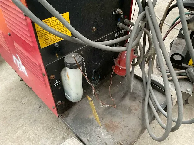 Lincoln electric invertec v400-tc lasapparaat - afbeelding 6 van  7