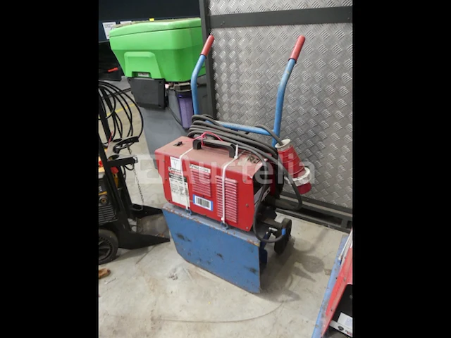 Lincoln elektrische invertec v-260s lasapparaat - afbeelding 1 van  12