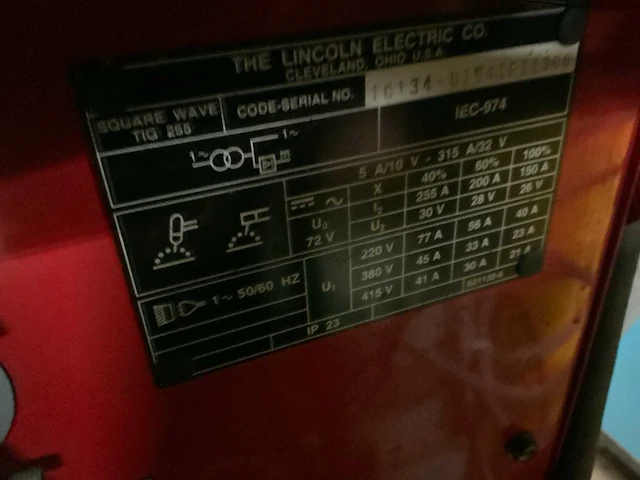 Lincoln square wave tig 255 tig-lasmachine - afbeelding 13 van  16