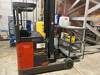 Linde - r20 reach truck