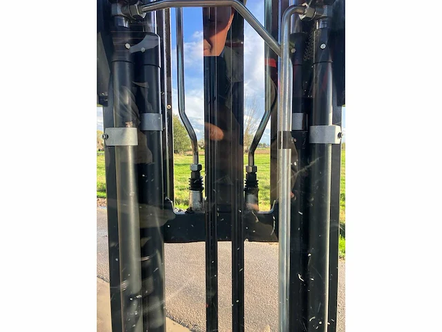 Linde h35t-02 vorkheftruck met jcb q-fit snelwissel + rotator + zwaar klem 2016 - afbeelding 9 van  90