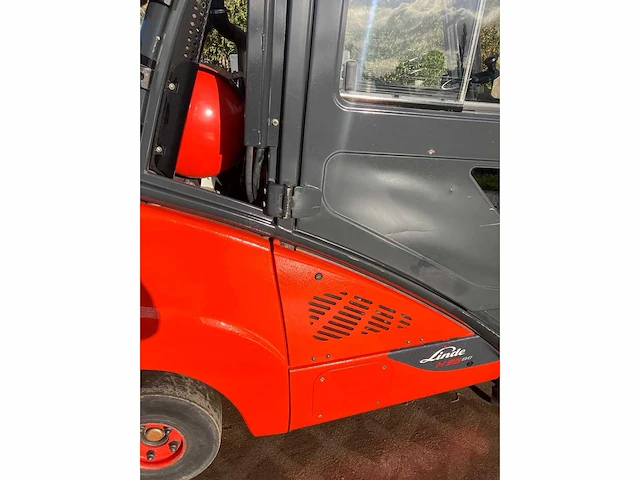 Linde h35t-02 vorkheftruck met jcb q-fit snelwissel + rotator + zwaar klem 2016 - afbeelding 49 van  90