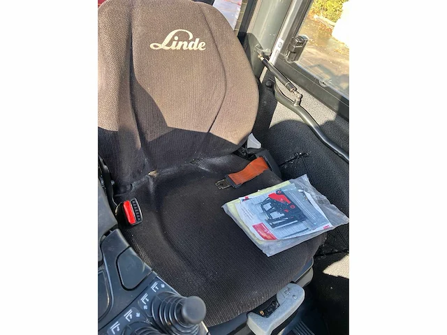 Linde h35t-02 vorkheftruck met jcb q-fit snelwissel + rotator + zwaar klem 2016 - afbeelding 60 van  90